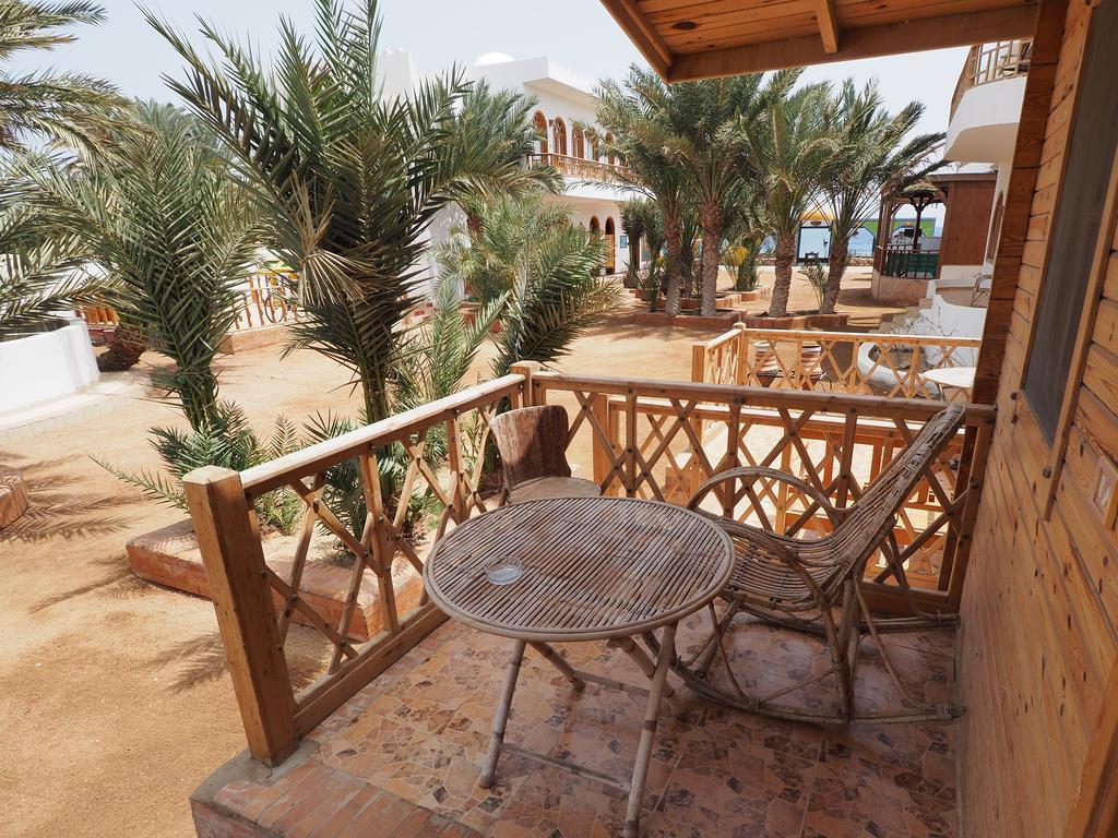 Shams Hotel & Dive Centre Dahab Exterior photo