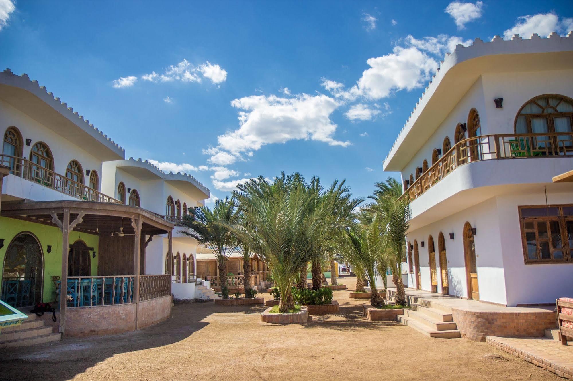 Shams Hotel & Dive Centre Dahab Exterior photo